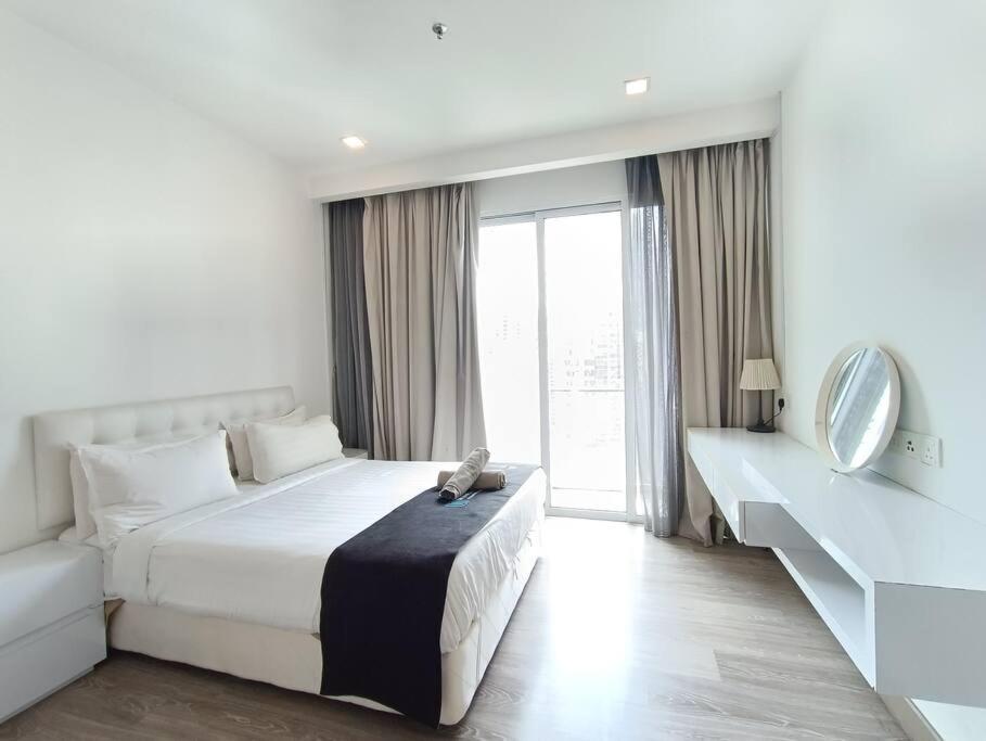Rm218 Bukit Bintang Balcony Studio Infinity Pool Kuala Lumpur Bagian luar foto